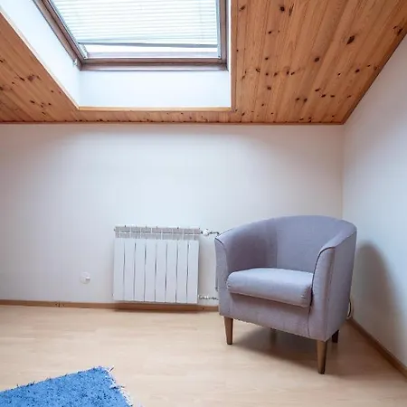 Apartment Cozy 3 Bedroom 2 Level Reval