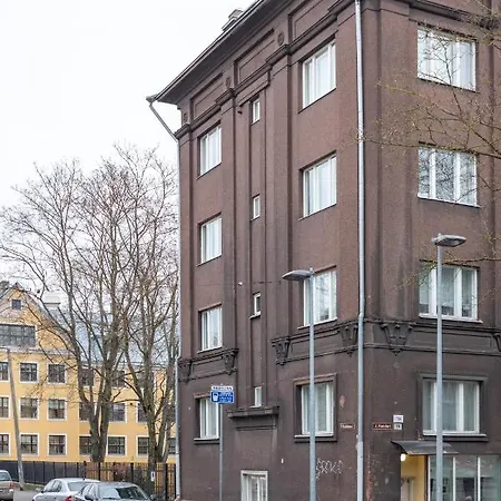 Cozy 3 Bedroom 2 Level