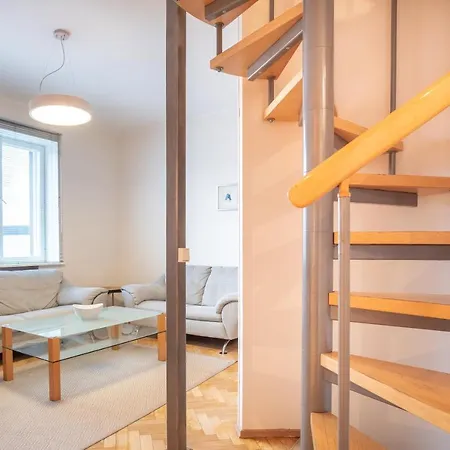 Cozy 3 Bedroom 2 Level * Tallinn