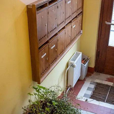 Apartment Cozy 3 Bedroom 2 Level Reval